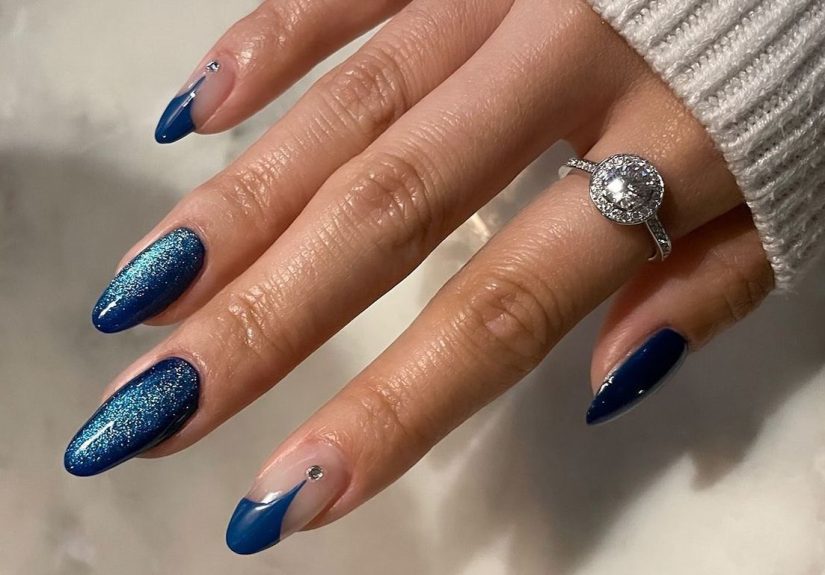 10 Chic Navy Blue Nail Designs