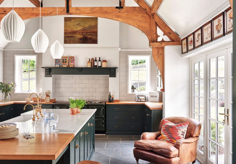 20 Vaulted Ceiling Ideas That Create a Dramatic Look