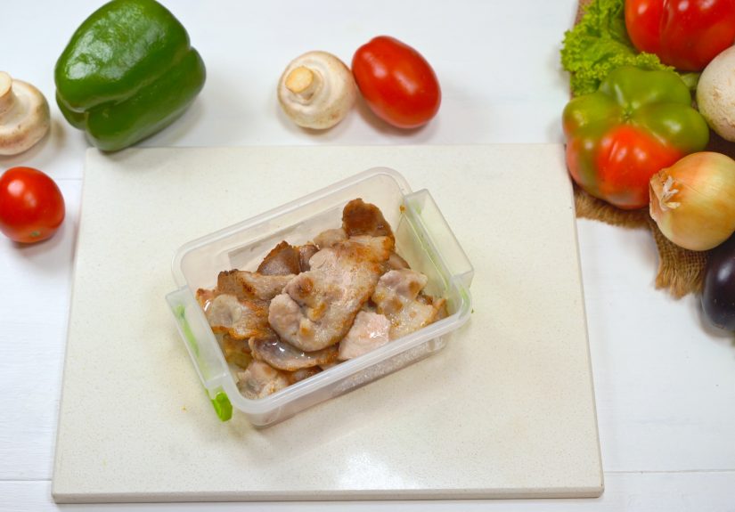 How to Defrost Bacon Quickly in a Microwave or Cold Water