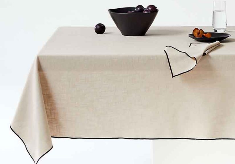 Mercer Merrow-Stitch Warm Natural Organic Cotton Tablecloth