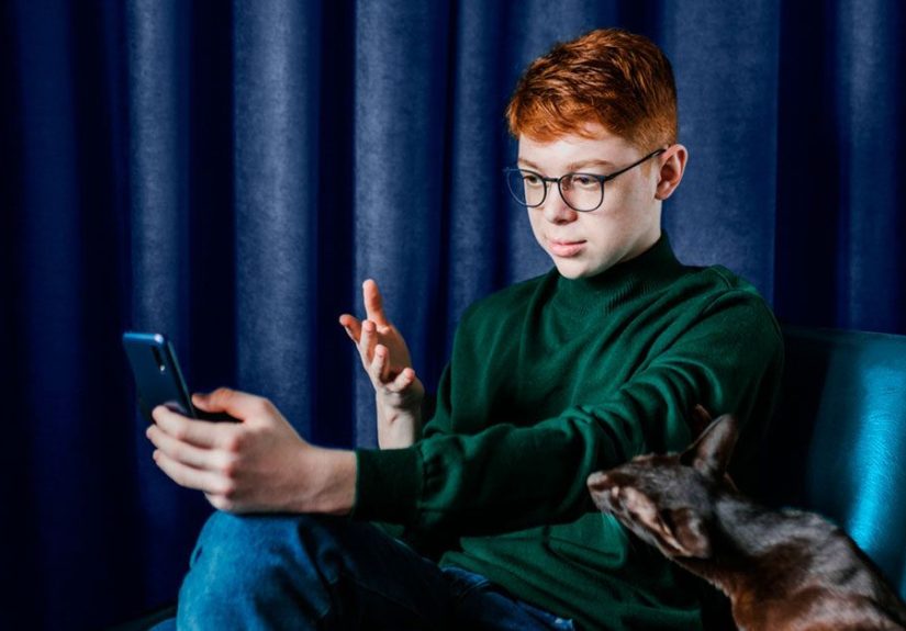 Pandemic mental health: The role of social media