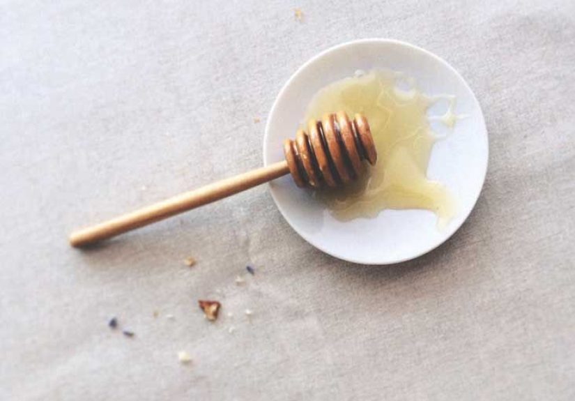 Sensitive Teeth Home Remedies: 8 Ways to Treat Tooth Pain