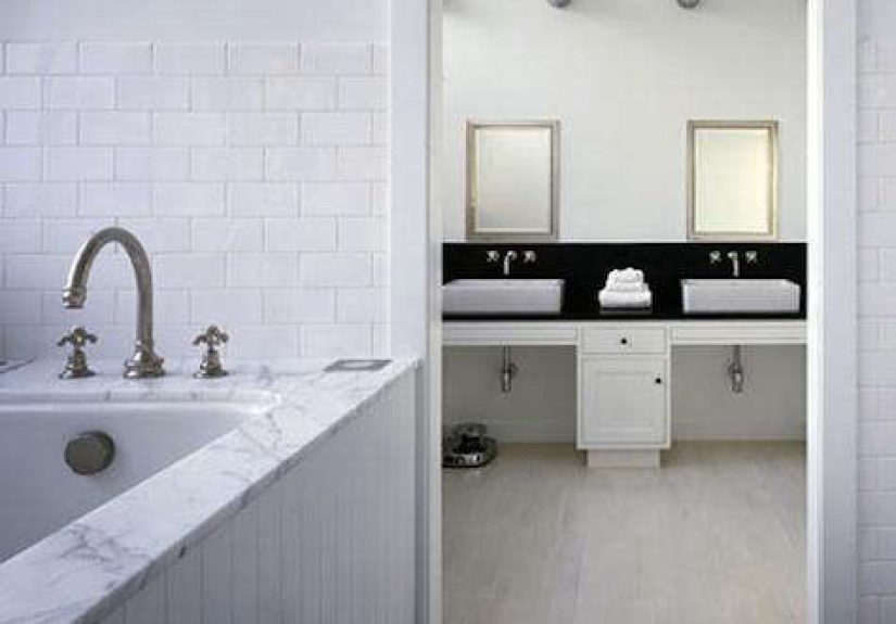 Bath: Marble Roundup