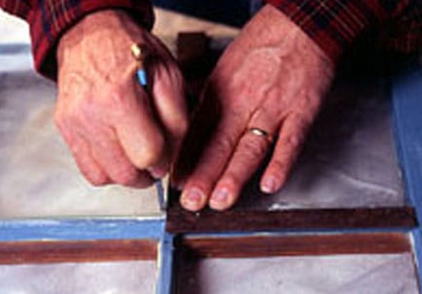 How To Cut Glass