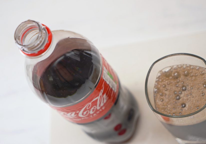 How to Open a Shaken Soda: 12 Steps