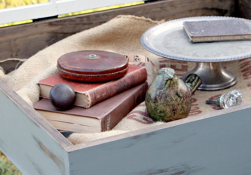 Make a Coffee Table Out of an Old Window to Store Your Treasures