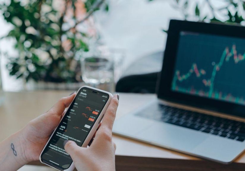 Seeking Alpha Picks Review: Two Stock Picks Per Month