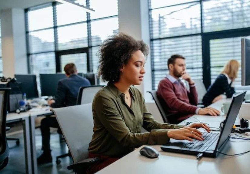 Email Etiquette: 27 Rules to Make a Perfect Impression on Anyone