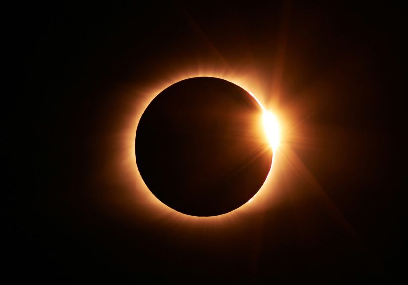 How to Get the Best Photos of the Eclipse With Your Phone