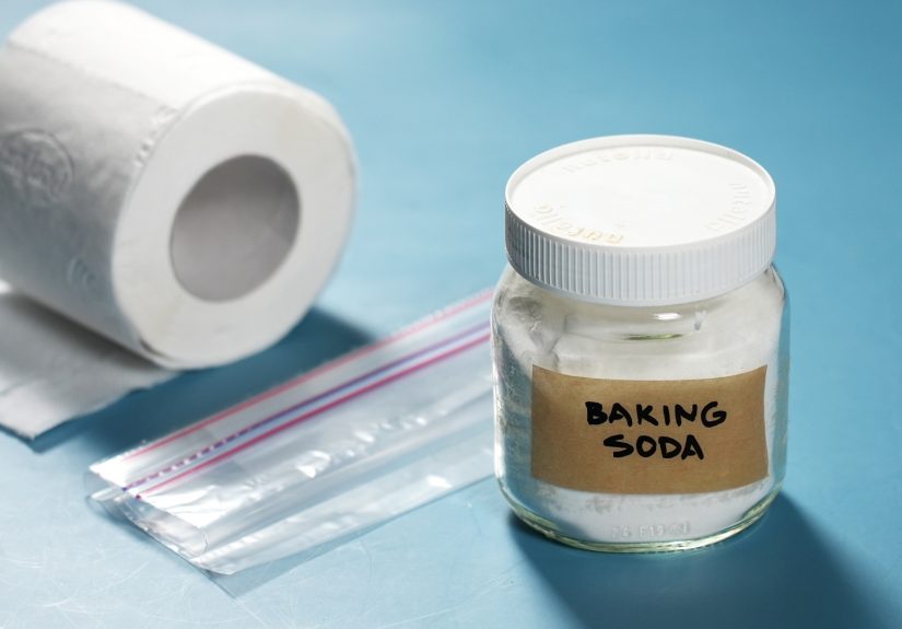 How to Make a Baking Soda and Vinegar Mini Volcano: 11 Steps