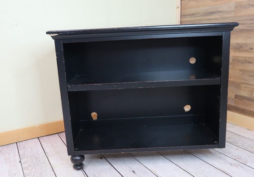 How to Make a DIY Ottoman out of a Bookcase