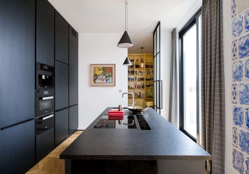 Modern Love: A Contemporary House Updated with Antiques