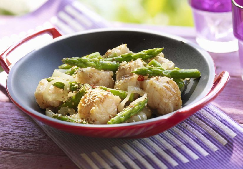 Recipe for Easy Sautéed Scallops With Asparagus
