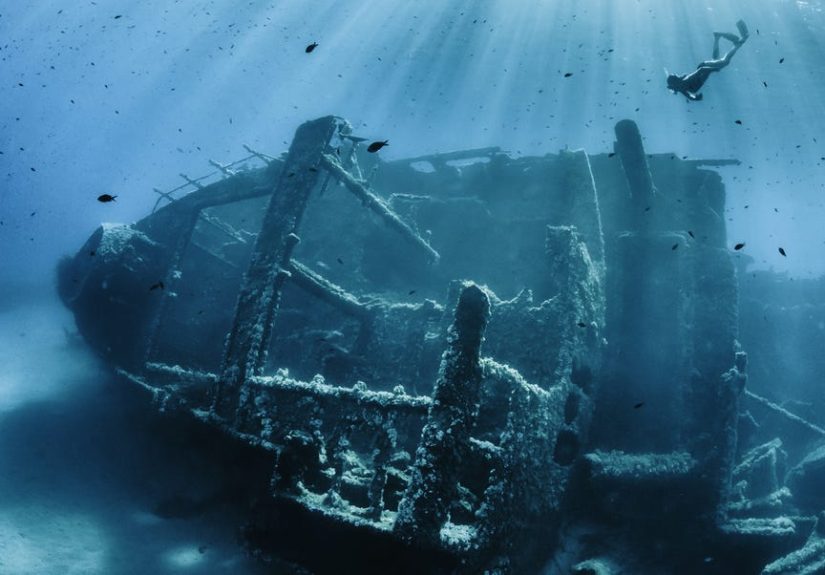 Divers Unraveled an Amazing Mystery From the Deep: A Sunken 18th-Century Warship