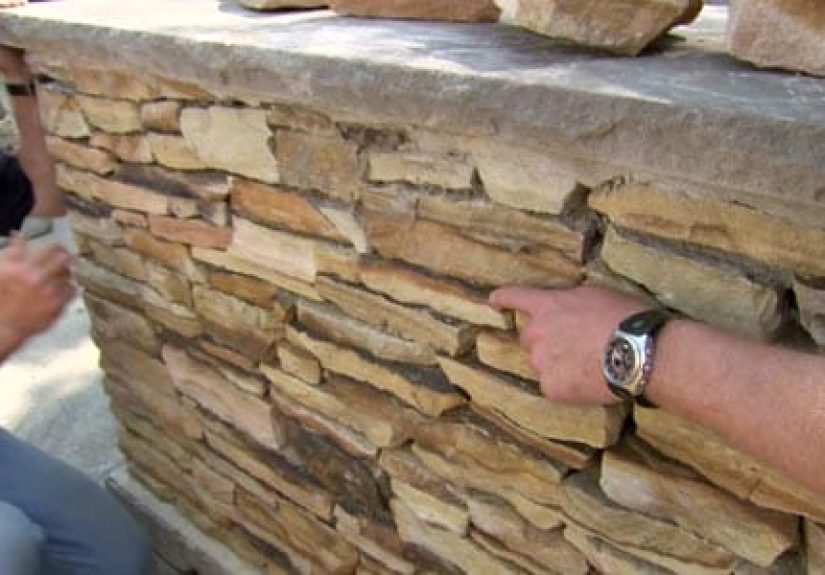 How To Choose Materials for a Stone Wall