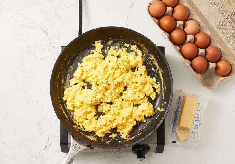 How to Make the Best Scrambled Eggs - Easy Scrambled Eggs Recipe