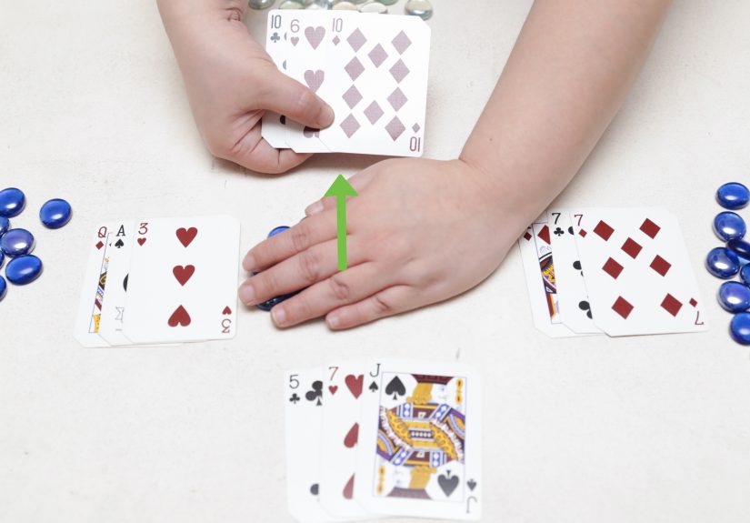 How to Play Three Card Poker: 13 Steps