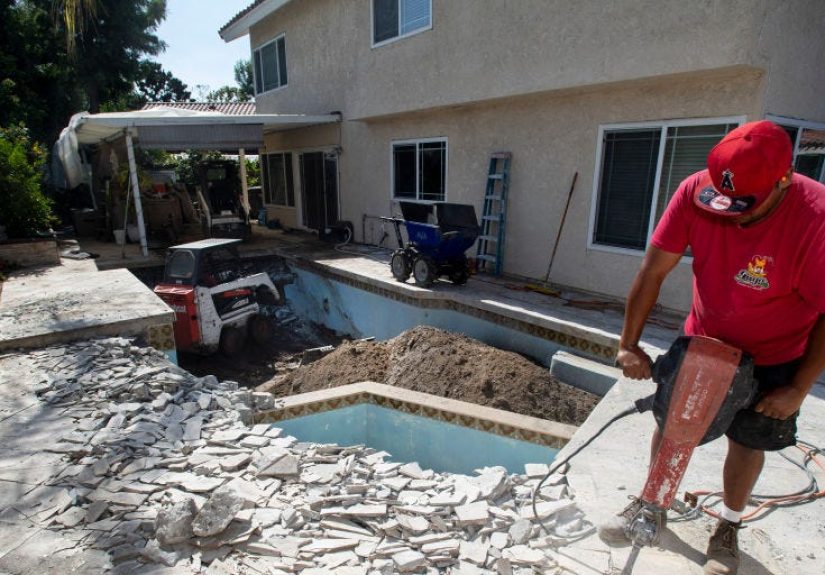 In-Ground Pool Installation: 6 Tips for Your New Swimming Pool