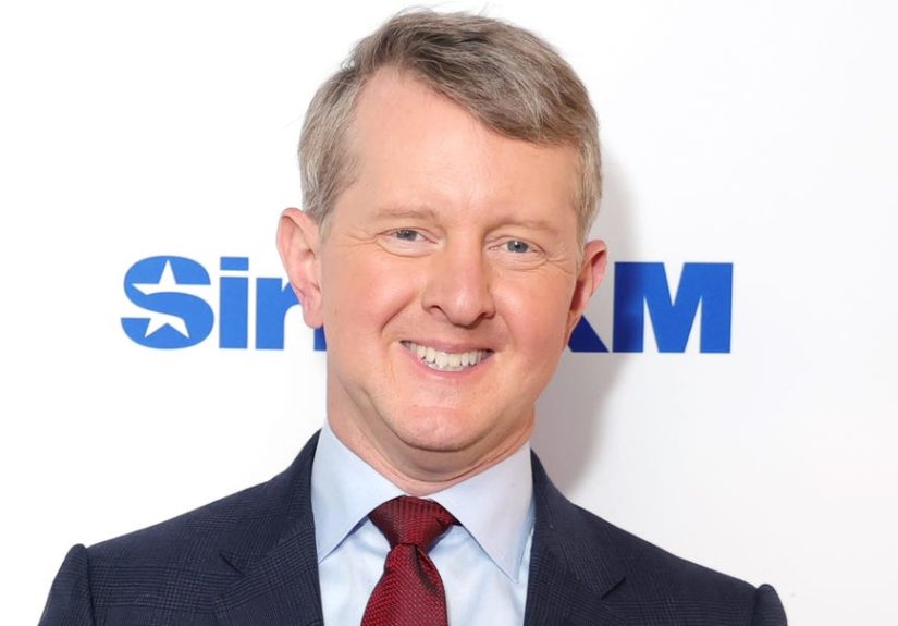 'Jeopardy!' Fans Call Ken Jennings "Iconic" for His Personal Move